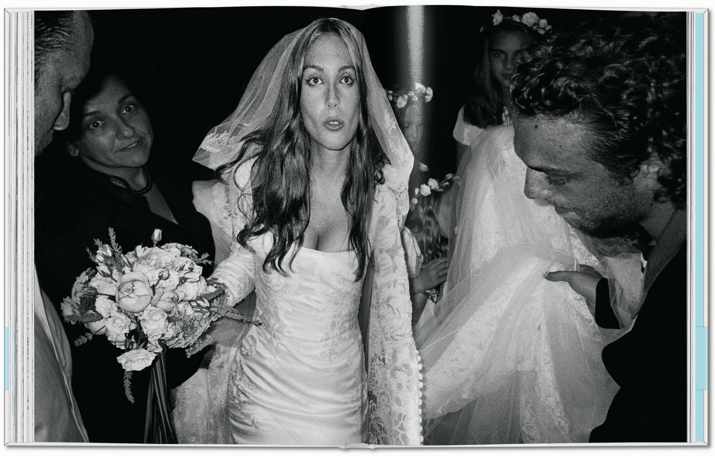 Mario Testino. I Love You. A celebration of weddings (German, French, English)